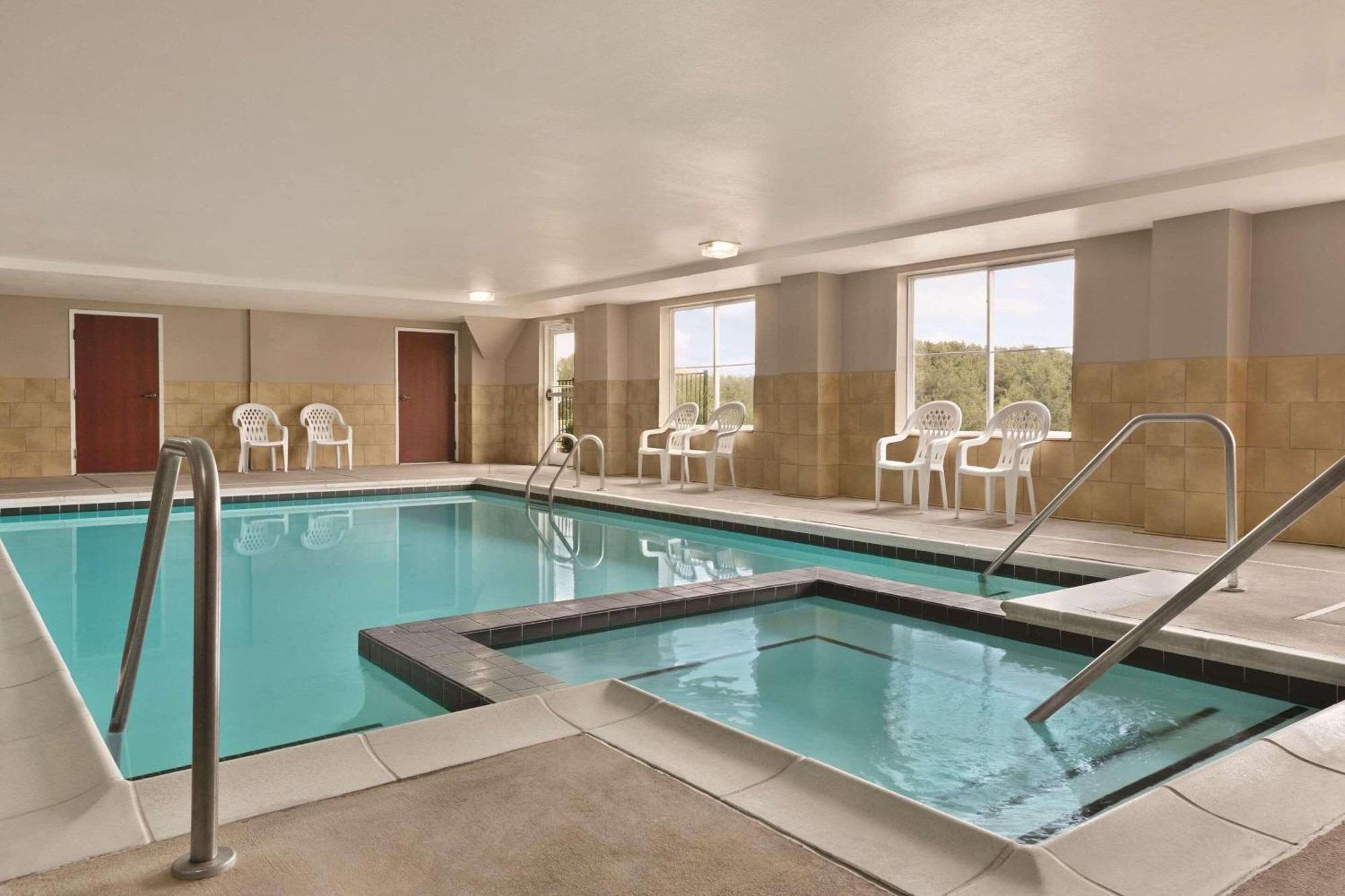 Country Inn & Suites By Radisson, Wytheville, Va Екстериор снимка